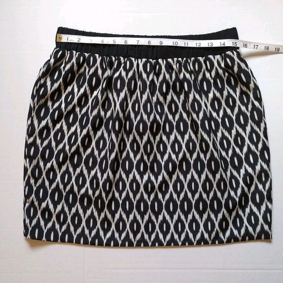 Anthropologie Pins and Needles Mini‎ Skirt Size Large Black White Ikat Boho NEW - Picture 6 of 8
